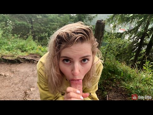 ❤️ பொது ஊதுகுழலுக்குப் பிறகு பெண் படகோட்டியை விழுங்குகிறார் - ஈவா எல்ஃபி ☑ ஆசன வீடியோ எங்களிடம் ☑